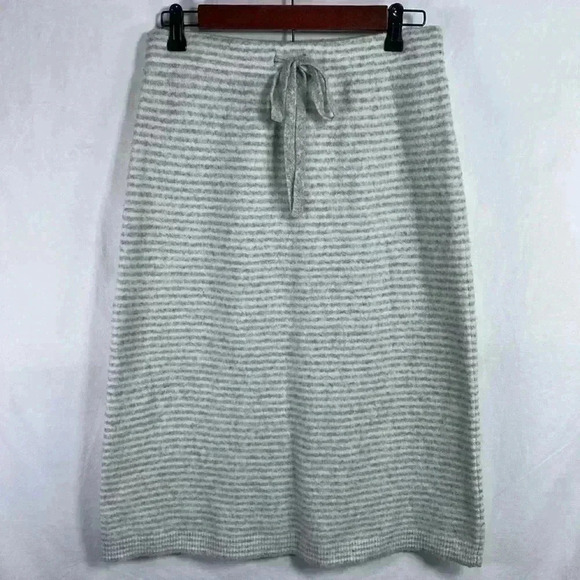 J. Crew Gray & White Striped, Size Small, Maxi Sweater Skirt. - Picture 1 of 12